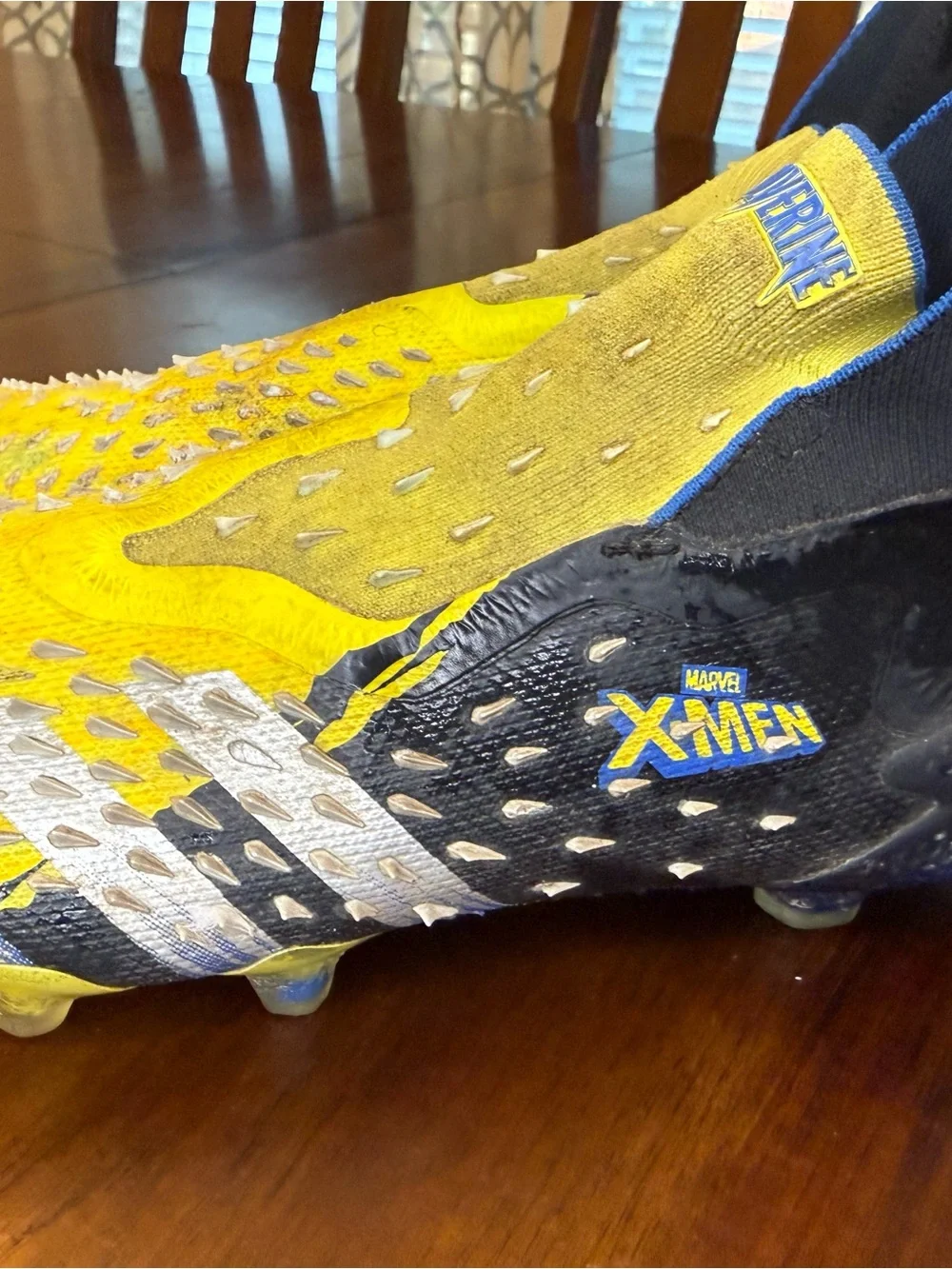 Adidas predator cleats Kids X-Men Soccer Cleats size 4.5